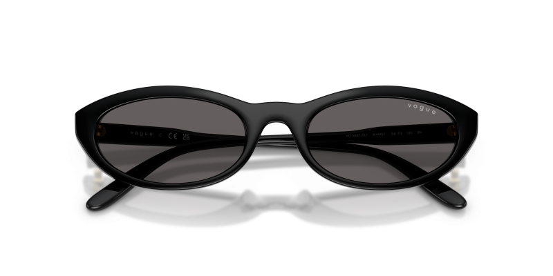 Vogue VO5697SU W44/87 close-up ด้านหน้า