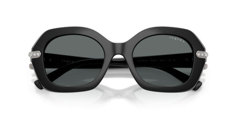 Vogue VO5706SB W44/81 close-up ด้านหน้า