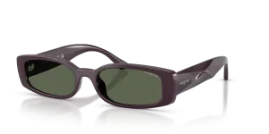 แว่นกันแดด Vogue VO5725SU-242671 มุมเฉียง สี Full Purple สำหรับผู้หญิง
