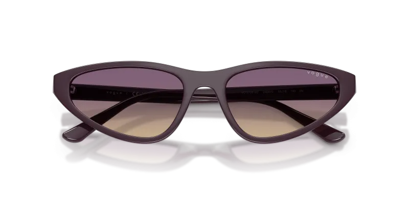 แว่นกันแดด Vogue VO5726SU-242670 close-up ด้านหน้า