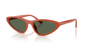 แว่นกันแดด Vogue VO5726SU-331071 มุมเฉียง สี Full Orange สำหรับผู้หญิง