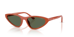 แว่นกันแดด Vogue VO5726SU-331071 มุมเฉียง สี Full Orange สำหรับผู้หญิง