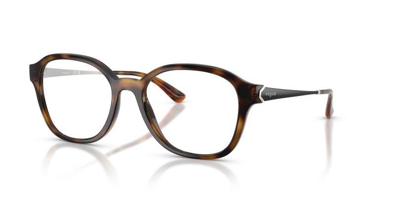กรอบแว่นสายตา Vogue VO5743-W656 Dark Havana แว่นสายตา Vogue VO5743-W656 มุมเฉียง สีฮาวานาเข้ม สำหรับผู้หญิง