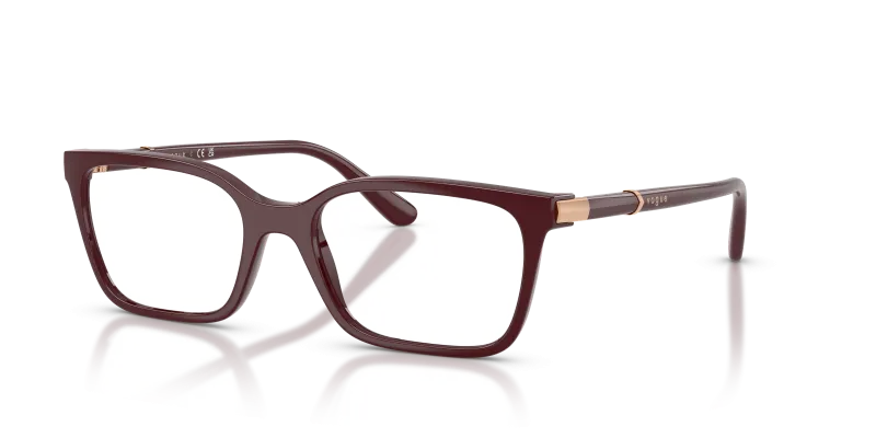 กรอบแว่นสายตา Vogue VO5745-3331 Full Bordeaux แว่นสายตา Vogue VO5745-3331 มุมเฉียง สีบอร์กโดซ์เต็มรูปแบบ สำหรับผู้หญิง