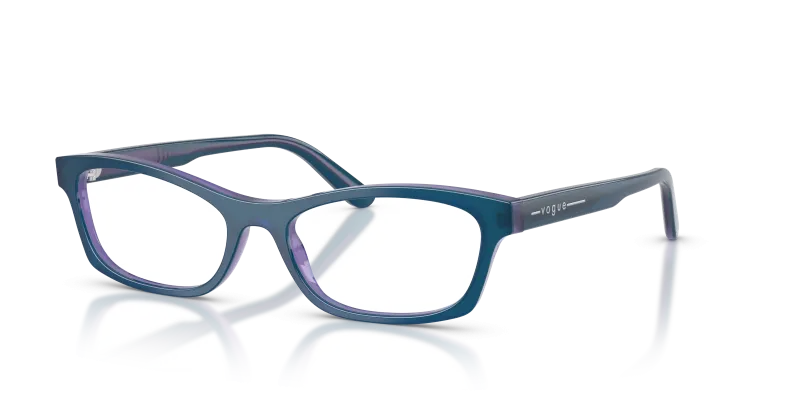 กรอบแว่นสายตา Vogue VO5747F-3323 Top Transparent Blue Transparent Violet แว่นสายตา Vogue VO5747F-3323 มุมเฉียง สีด้านบนสีน้ำเงินโปร่งใส/สีม่วงโปร่งใส สำหรับผู้หญิง
