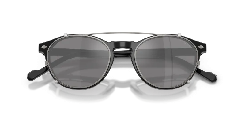 แว่นกันแดด Vogue VO5751S-W44/1W close-up ด้านหน้า