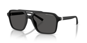 แว่นกันแดด Armani Exchange AX4166SU-807887 มุมเฉียง สีดำด้าน สำหรับผู้ชาย