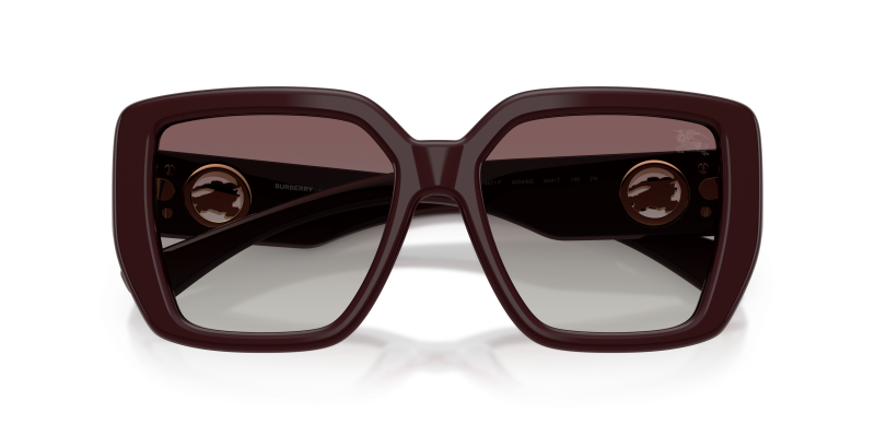 แว่นกันแดด Burberry BE4471F-42048G close-up ด้านหน้า