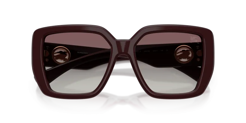 แว่นกันแดด Burberry BE4471F-42048G close-up ด้านหน้า