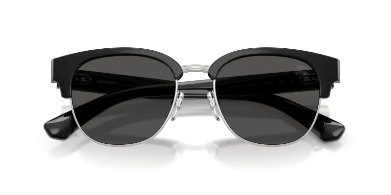 แว่นกันแดด Burberry BE4485-420687 close-up ด้านหน้า