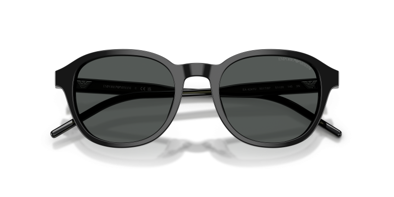 แว่นกันแดด Emporio Armani EA4247U-501787 close-up ด้านหน้า