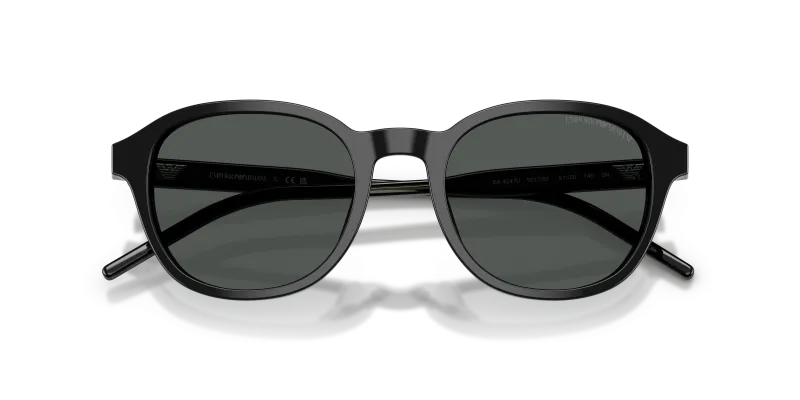 แว่นกันแดด Emporio Armani EA4247U-501787 close-up ด้านหน้า