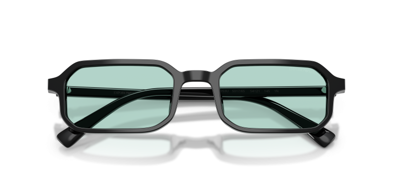 แว่นกันแดด Emporio Armani EA4253U-501765 close-up ด้านหน้า