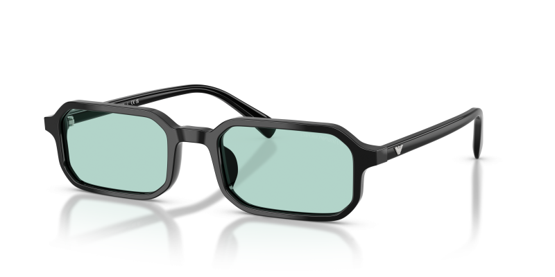 แว่นกันแดด Emporio Armani EA4253U-501765 มุมเฉียง สีดำประกาย สำหรับผู้ชาย