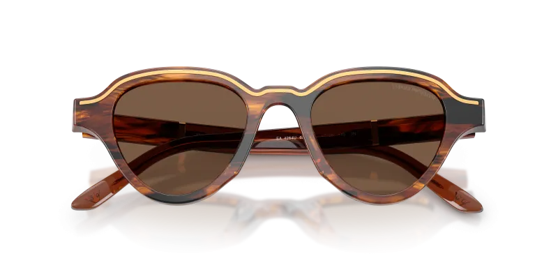 แว่นกันแดด Emporio Armani EA4264U-633973 close-up ด้านหน้า