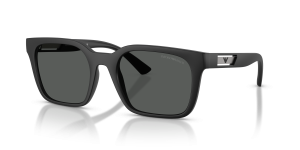 แว่นกันแดด Emporio Armani EA4269F-500987 มุมเฉียง สีดำด้าน สำหรับผู้ชาย