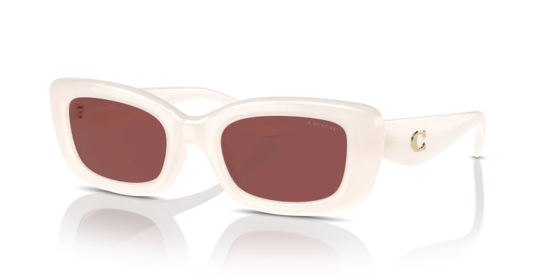 แว่นกันแดด Coach HC8390U-580575 Milky Cloud Wine แว่นกันแดด Coach HC8390U-580575 มุมเฉียง สี Milky Cloud สำหรับผู้หญิง