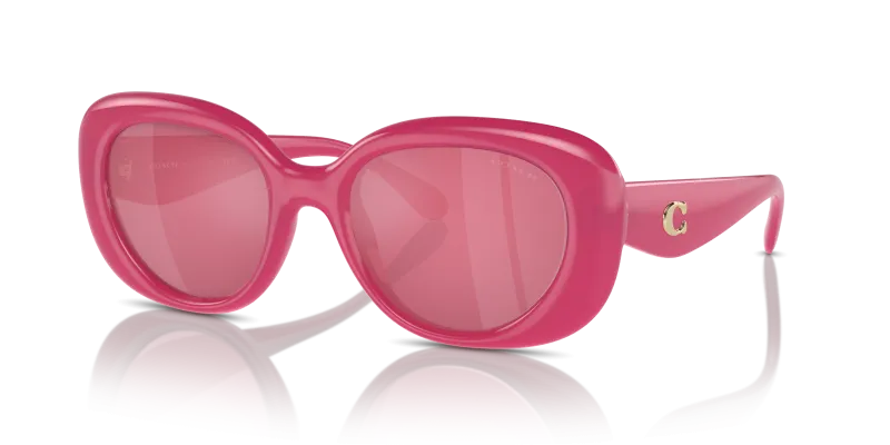 แว่นกันแดด Coach HC8391U-58069L Milky Magenta Pink Flash แว่นกันแดด Coach HC8391U-58069L มุมเฉียง สี Milky Magenta สำหรับผู้หญิง