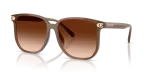 แว่นกันแดด Coach HC8413BD-580874 มุมเฉียง น้ำตาลสีขุ่น สำหรับผู้หญิง