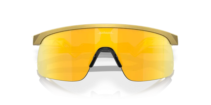 แว่นกันแดด Oakley OJ9010-08 close-up ด้านหน้า