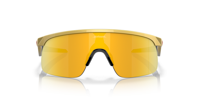 แว่นกันแดด Oakley OJ9010-08 ด้านหน้า