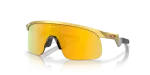 แว่นกันแดด Oakley OJ9010-08 มุมเฉียง สีทองโอลิมปิก สำหรับเด็กผู้ชาย