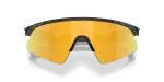แว่นกันแดด Oakley OJ9015-13 close-up ด้านหน้า