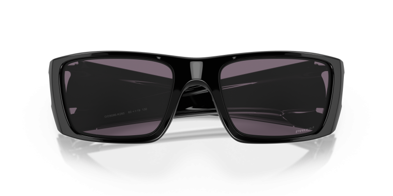 แว่นกันแดด Oakley OO9096-K2 close-up ด้านหน้า
