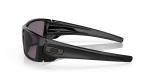 แว่นกันแดด Oakley OO9096-K2 มุมข้าง ขาแว่นสีดำขัดเงา