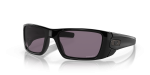 แว่นกันแดด Oakley OO9096-K2 มุมเฉียง สีดำขัดเงา สำหรับผู้ชาย