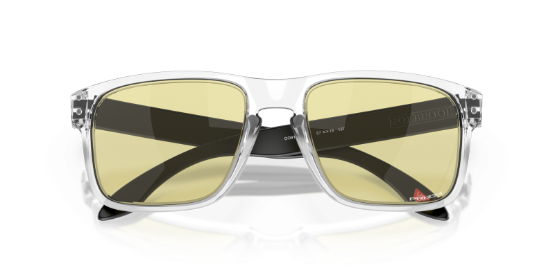 แว่นกันแดด Oakley OO9102-X2 close-up ด้านหน้า