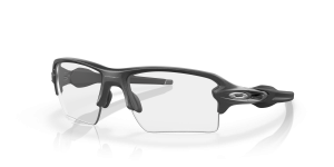 แว่นกันแดด Oakley OO9188-16 มุมเฉียง สีเหล็ก สำหรับผู้ชาย