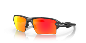 แว่นกันแดด Oakley OO9188-86 มุมเฉียง สีดำลายพราง สำหรับผู้ใช้ทุกเพศ