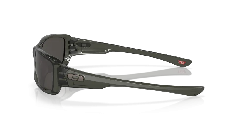 แว่นกันแดด Oakley OO9238-05 มุมข้าง ขาแว่นสีเทาสโมค
