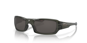 แว่นกันแดด Oakley OO9238-05 มุมเฉียง สีเทาสโมค สำหรับผู้ชาย