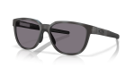แว่นกันแดด Oakley OO9250A-10 มุมเฉียง สีเต่าหินขัดด้านโปร่งใสด้าน สำหรับผู้ชาย