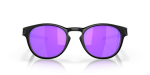 แว่นกันแดด Oakley Latch OO9265-55 Matte Black Prizm Violet แว่นกันแดด Oakley OO9265-55 ด้านหน้า