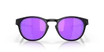 แว่นกันแดด Oakley Latch OO9265-55 Matte Black Prizm Violet แว่นกันแดด Oakley OO9265-55 ด้านหน้า