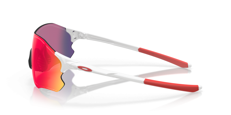 แว่นกันแดด Oakley OO9313-04 มุมข้าง ขาแว่นสี Polished White