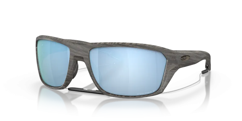 แว่นกันแดด Oakley Split Shot OO9416-16 Woodgrain Prizm Deep Water Polarized แว่นกันแดด Oakley OO9416-16 มุมเฉียง สี Woodgrain สำหรับผู้ชาย