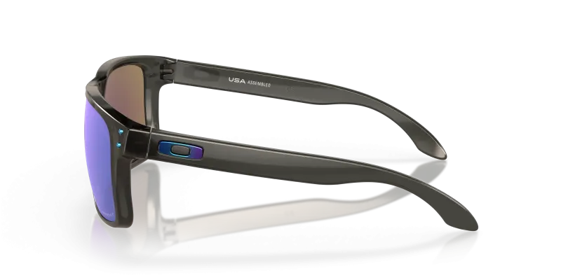 แว่นกันแดด Oakley OO9417-09 มุมข้าง ขาแว่นสีเทาสโมค
