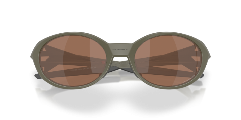 แว่นกันแดด Oakley OO9438-44 close-up ด้านหน้า