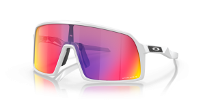 แว่นกันแดด Oakley OO9462-05 มุมเฉียง สีขาวด้าน สำหรับผู้ใช้ทุกเพศ