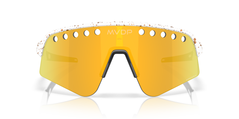 แว่นกันแดด Oakley OO9465-33 ด้านหน้า