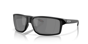 แว่นกันแดด Oakley OO9470-01 มุมเฉียง สีดำด้าน สำหรับผู้ชาย