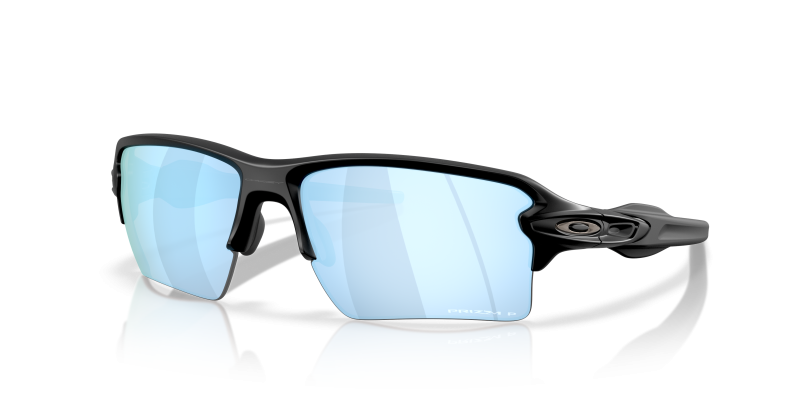 แว่นกันแดด Oakley OO9488-05 มุมเฉียง สีดำด้าน สำหรับผู้ชาย