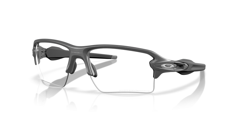 แว่นกันแดด Oakley OO9488-07 มุมเฉียง สีเหล็ก สำหรับผู้ชาย