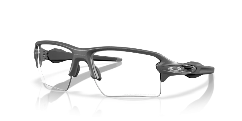 แว่นกันแดด Oakley OO9488-07 มุมเฉียง สีเหล็ก สำหรับผู้ชาย