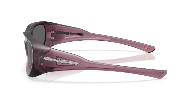 แว่นกันแดด Oakley OO9494-06 มุมข้าง ขาแว่นสี Matte Transparent Light Curry