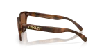 แว่นกันแดด Oakley OO9508-03 มุมข้าง ขาแว่นสีลายเต่าด้าน